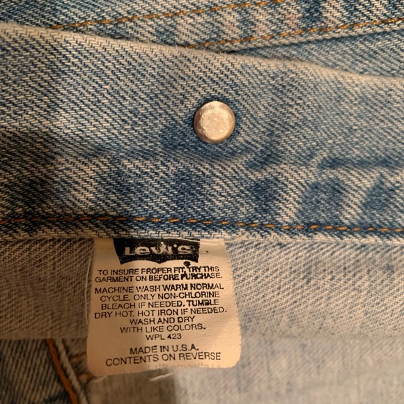 Vintage Levi’s Painted Denim Jacket - Picture 7 of 7